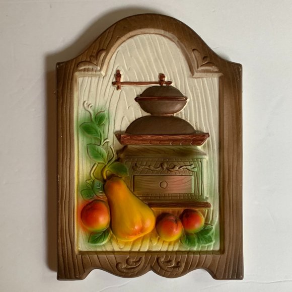 4 VTG Chalkware Fruit Coffee Grinder Japan Kitchen Plaques Retro Cottage - Picture 6 of 14